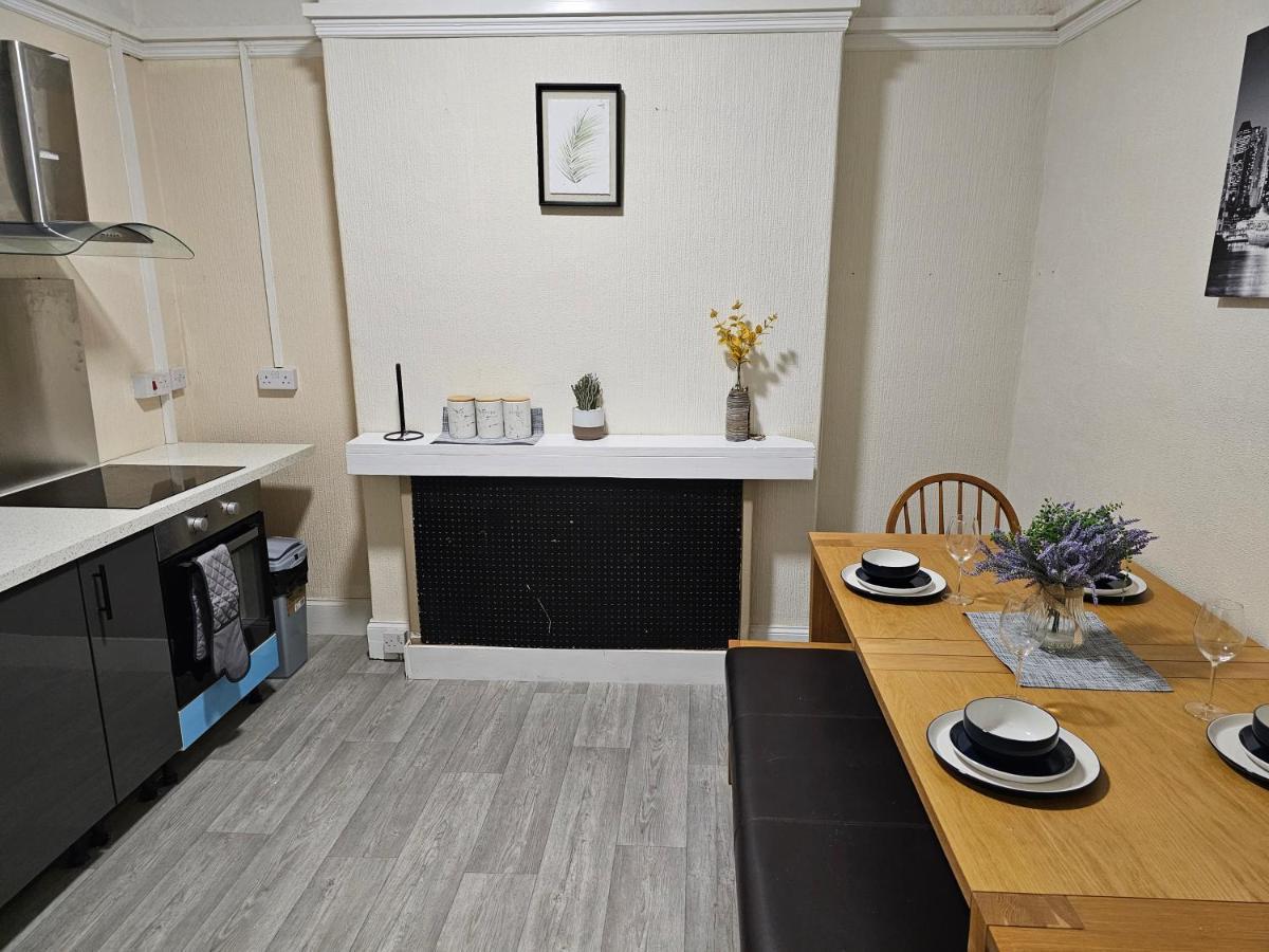 Skyline Queen'S Suites 203 Swansea Luaran gambar