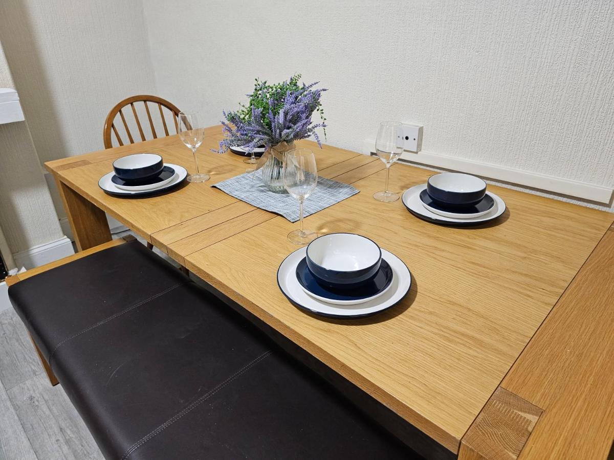 Skyline Queen'S Suites 203 Swansea Luaran gambar