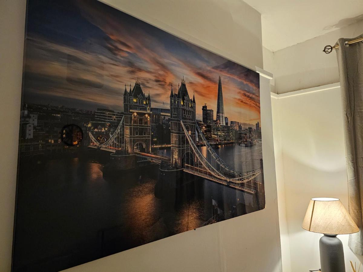 Skyline Queen'S Suites 203 Swansea Luaran gambar